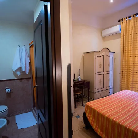 Schilizzi 3* נאפולי