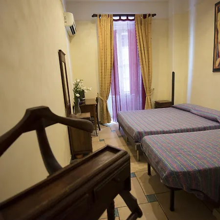 Schilizzi 3* נאפולי