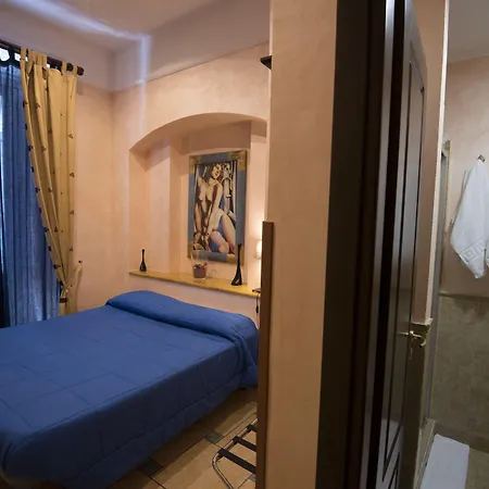 Schilizzi 3* נאפולי